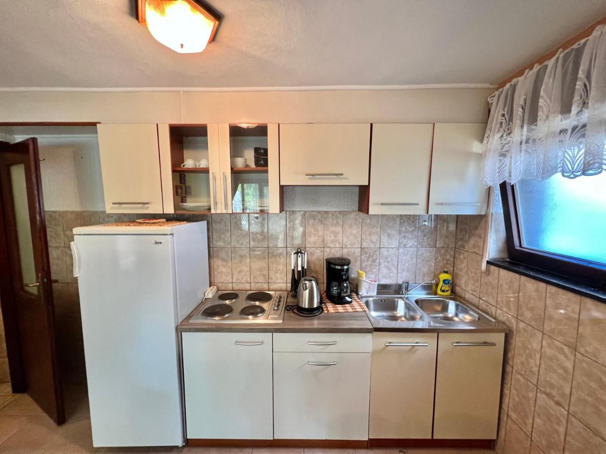 Apartmani Marija Dramalj Exterior photo