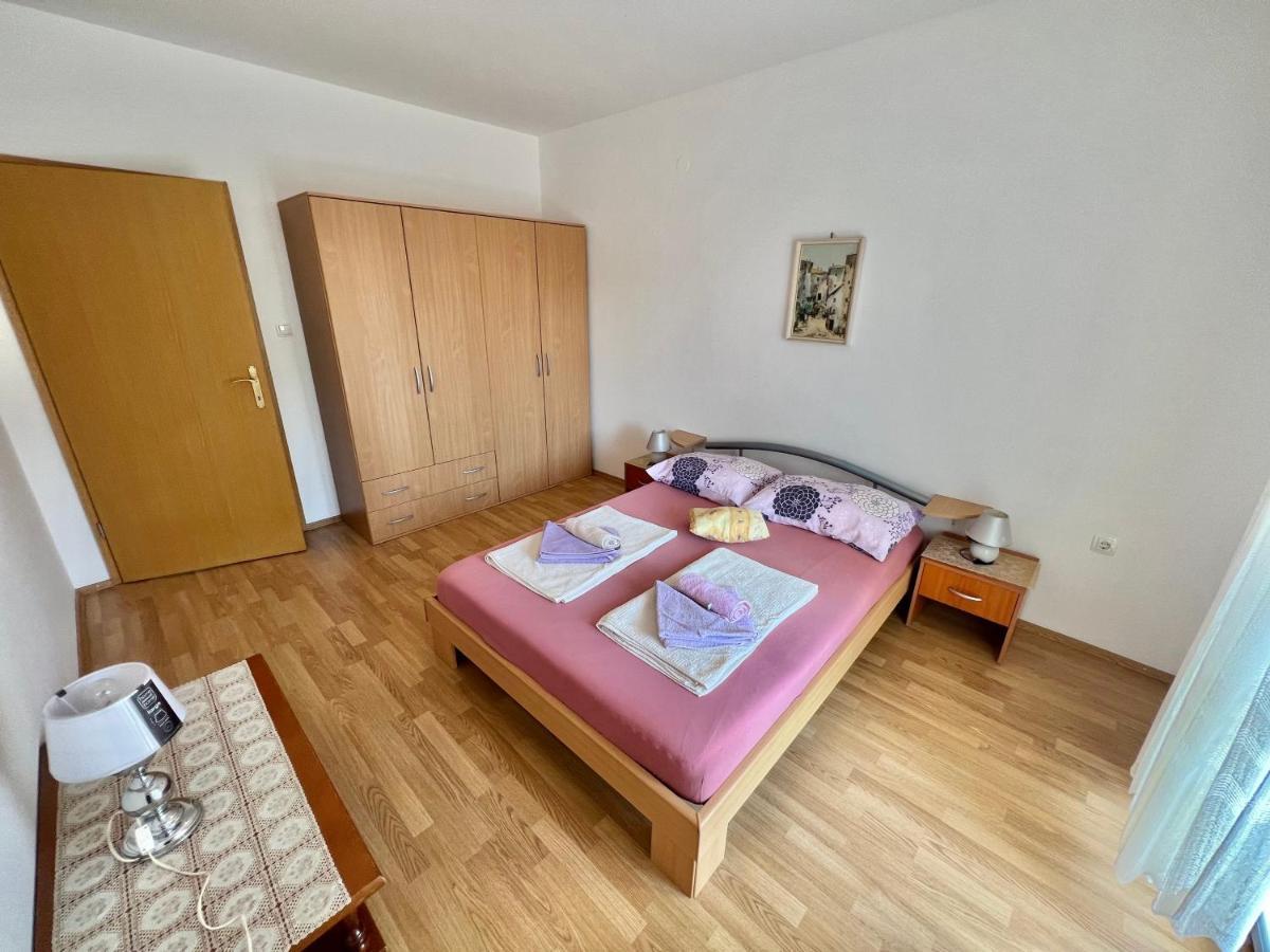 Apartmani Marija Dramalj Exterior photo