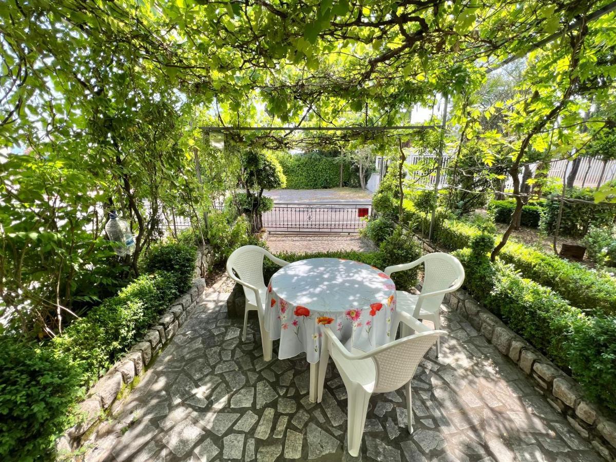 Apartmani Marija Dramalj Exterior photo