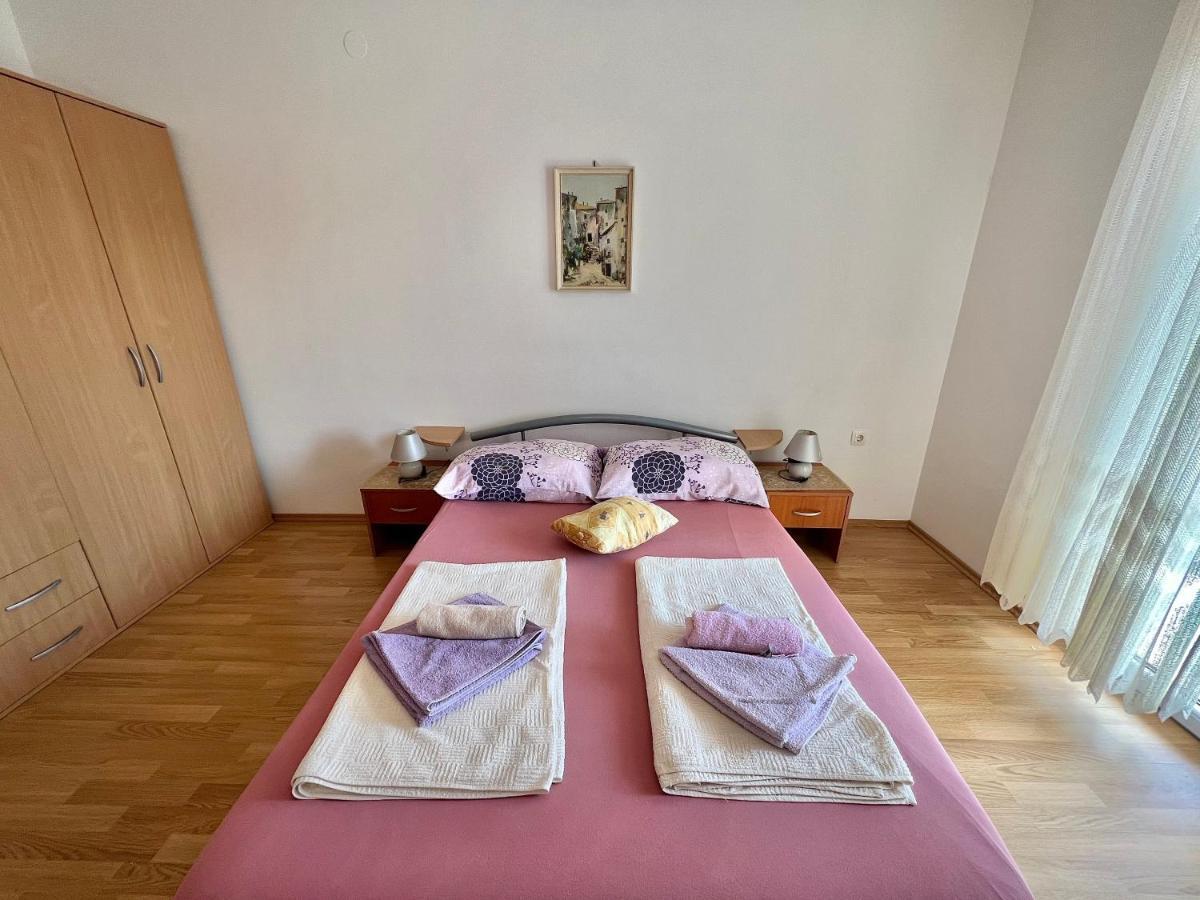 Apartmani Marija Dramalj Exterior photo
